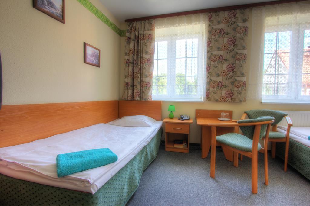 Hotel Margo Cedynia Quarto foto
