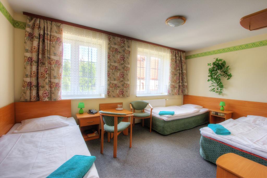Hotel Margo Cedynia Quarto foto